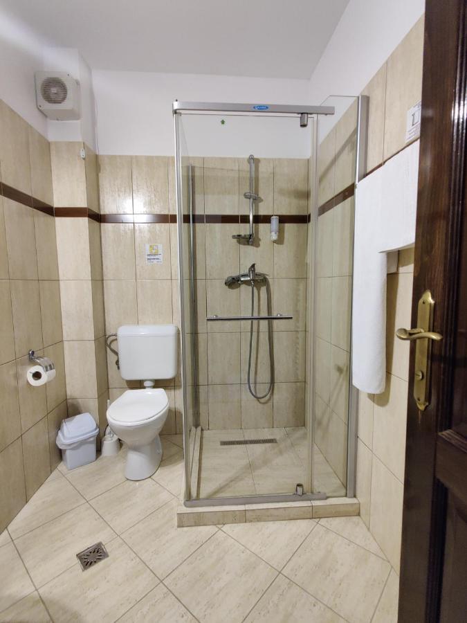 Cameră dublă standard